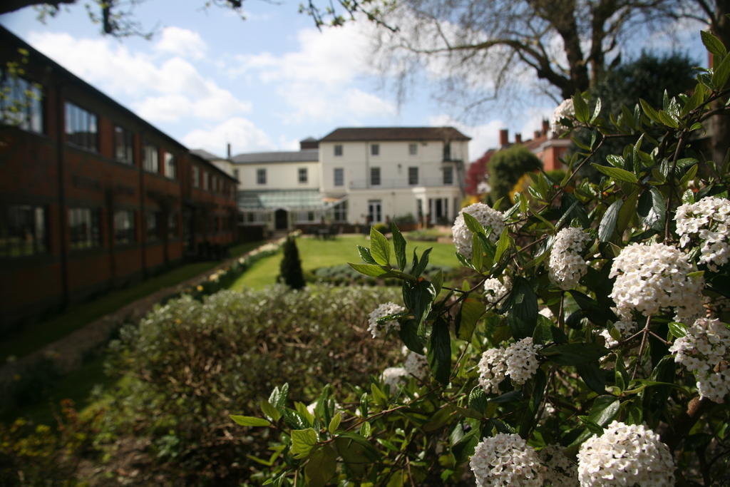 Winchester Royal Hotel Екстер'єр фото